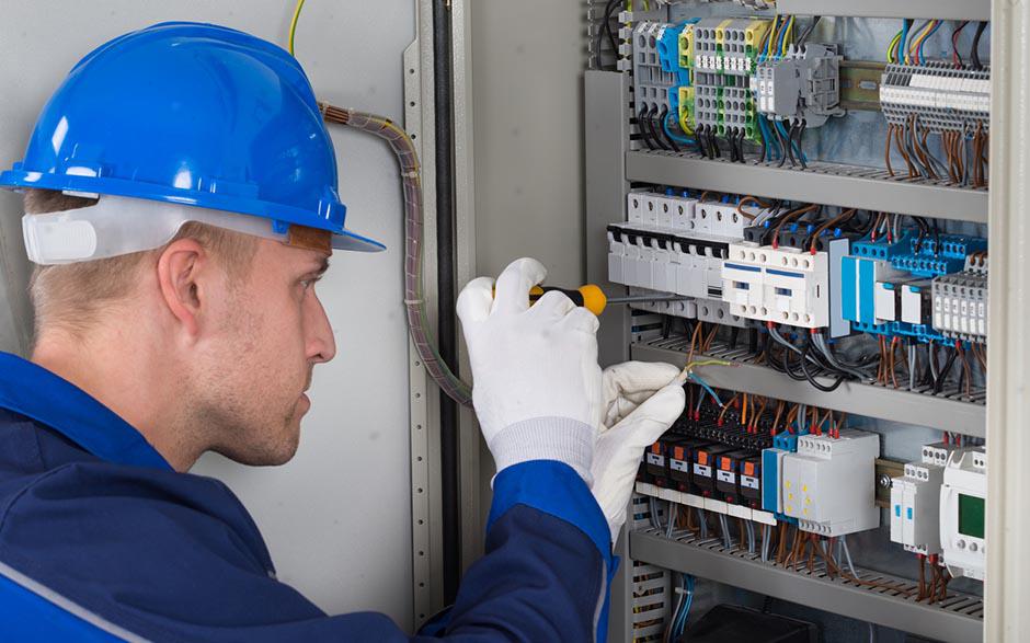 l'électricien Eaubonne
